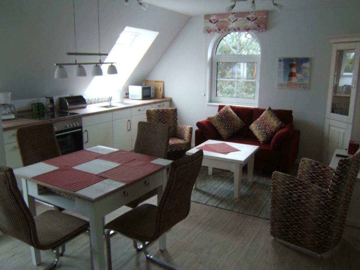 3-Zi-Ferienwohnung Piratennest 2 Zingst Esterno foto